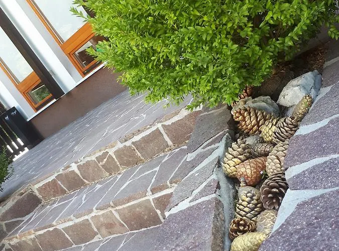 Rakov Skocjan Hotel 3*